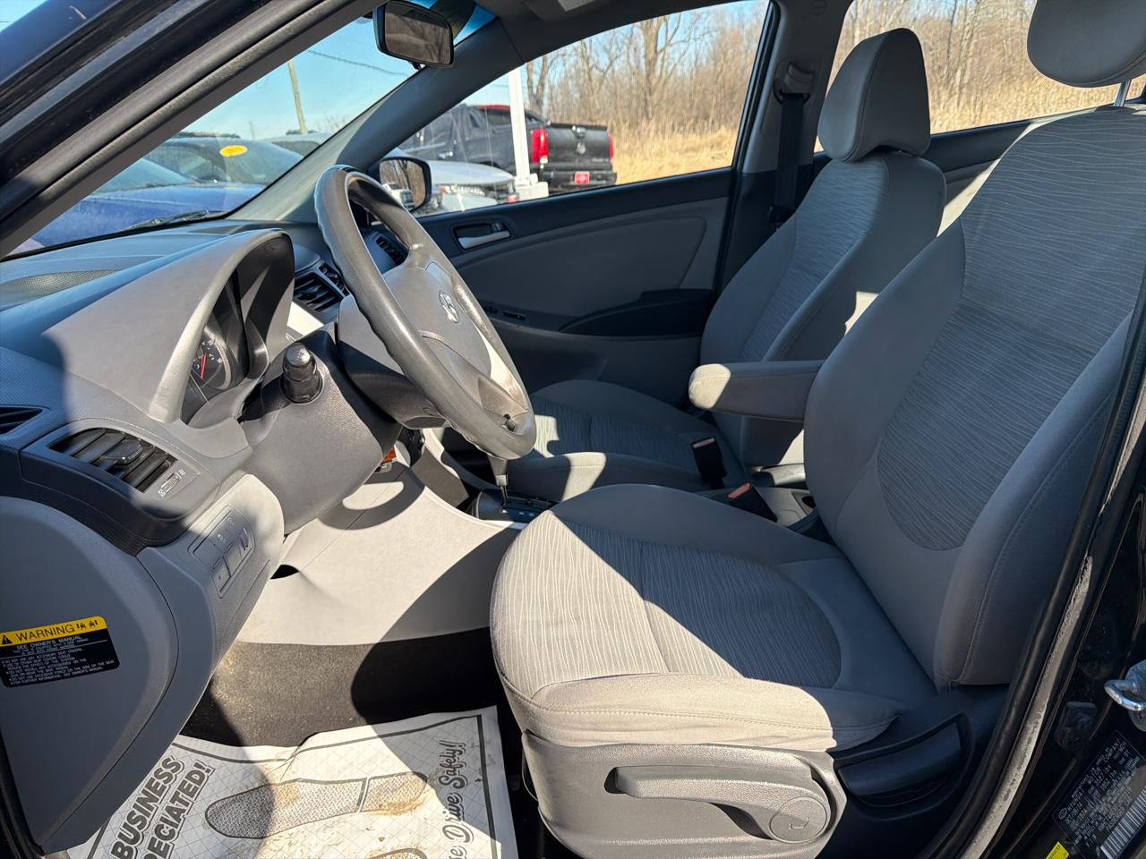 Hyundai Accent 4dr Sdn Auto GLS 2015