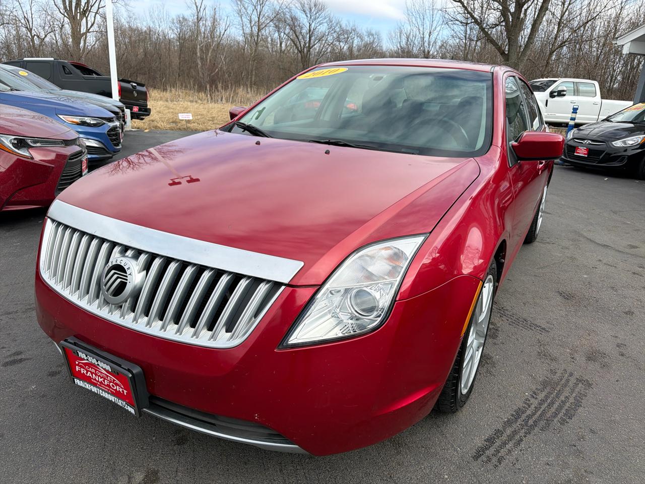 Mercury Milan 4dr Sdn FWD 2010