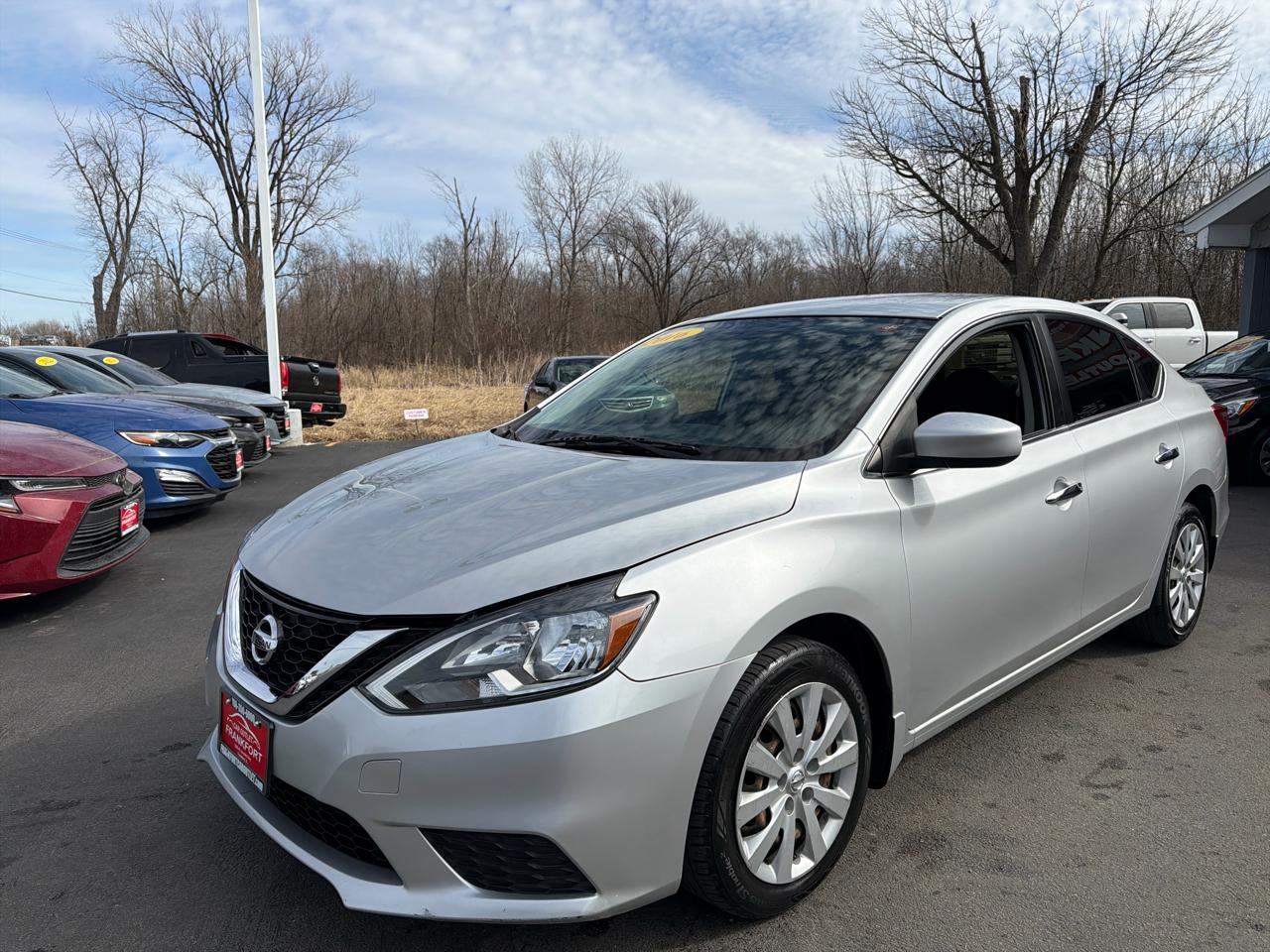 Nissan Sentra 4dr Sdn I4 CVT S 2016