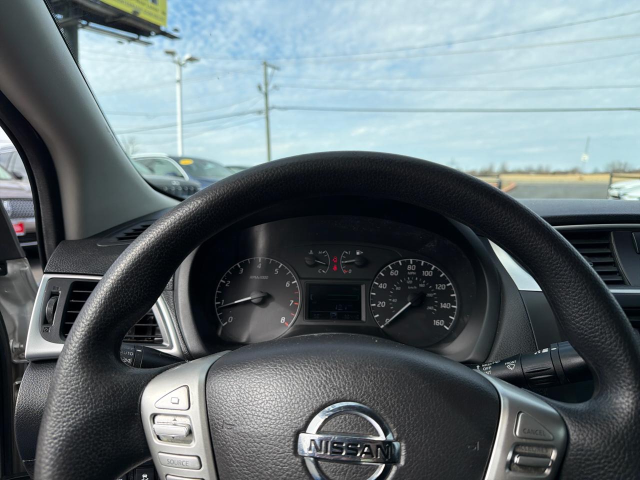 Nissan Sentra 4dr Sdn I4 CVT S 2016