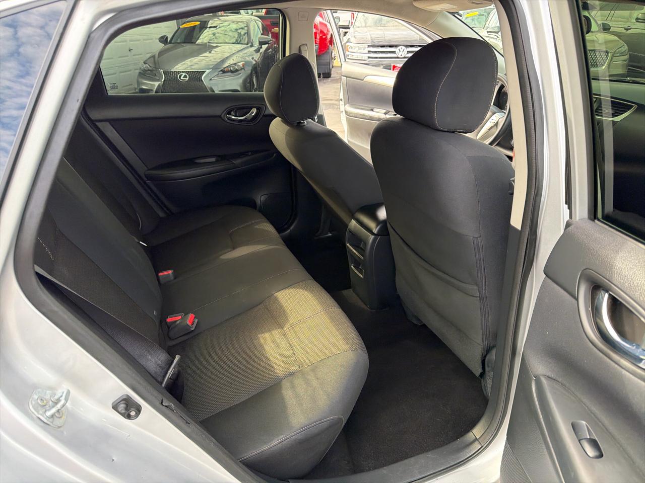 Nissan Sentra 4dr Sdn I4 CVT S 2016