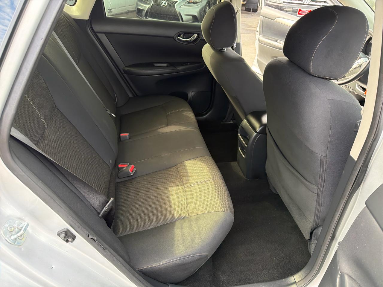 Nissan Sentra 4dr Sdn I4 CVT S 2016