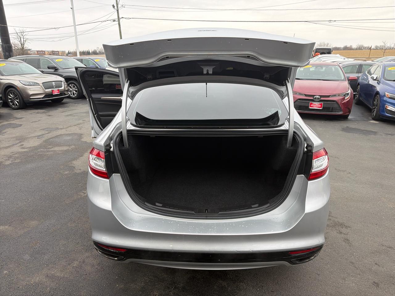 Ford Fusion 4dr Sdn SE FWD 2013