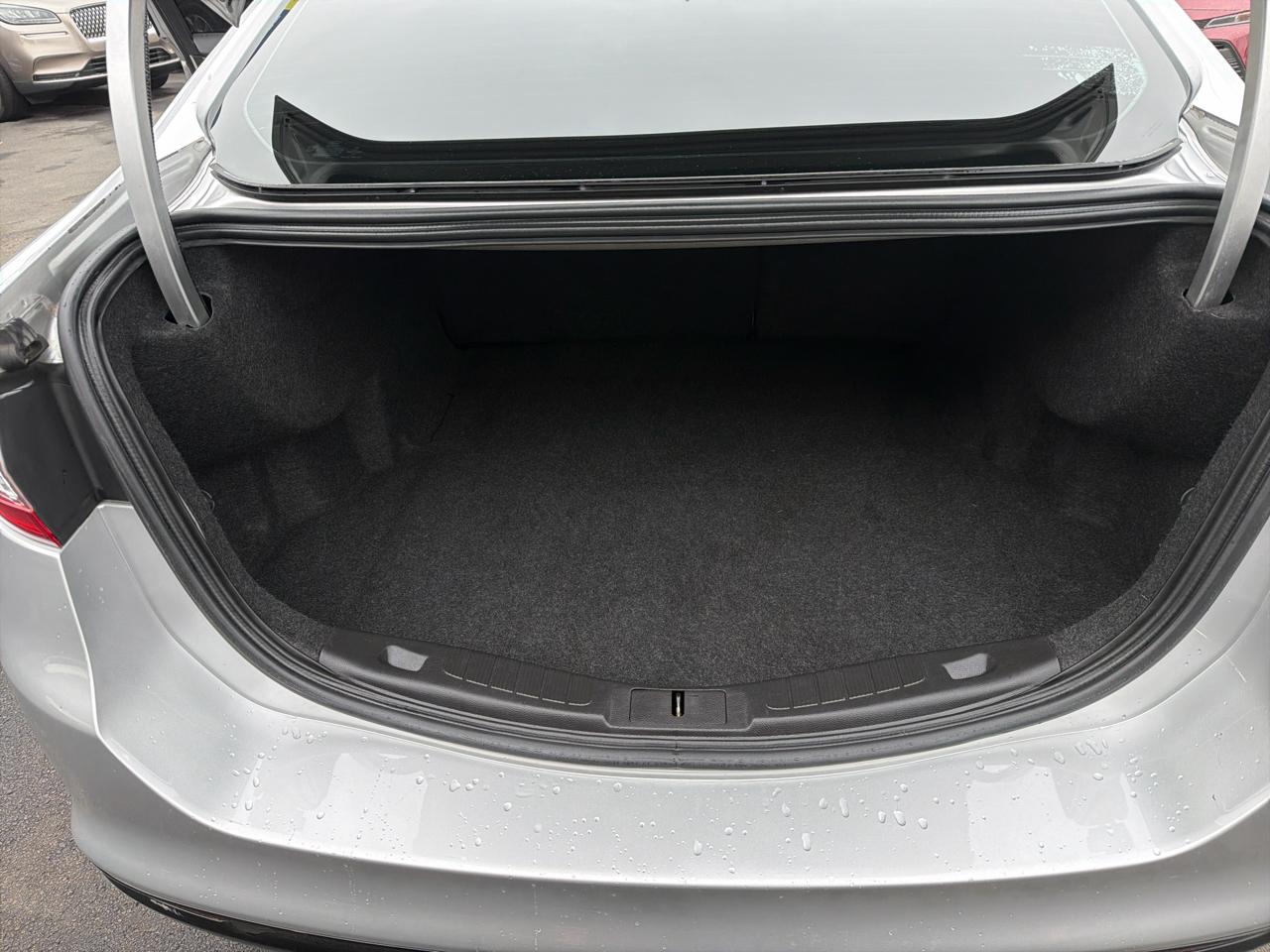 Ford Fusion 4dr Sdn SE FWD 2013