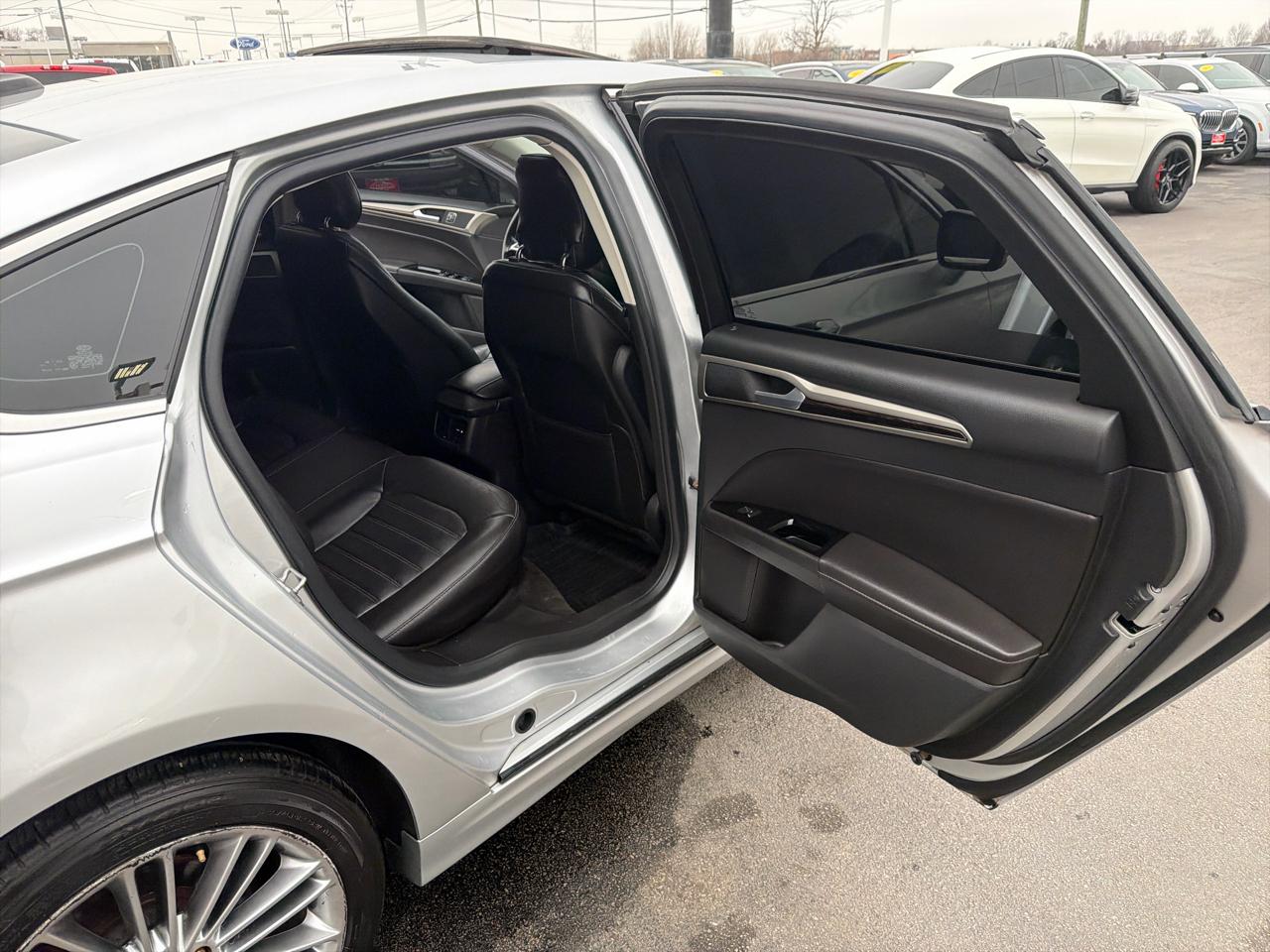 Ford Fusion 4dr Sdn SE FWD 2013