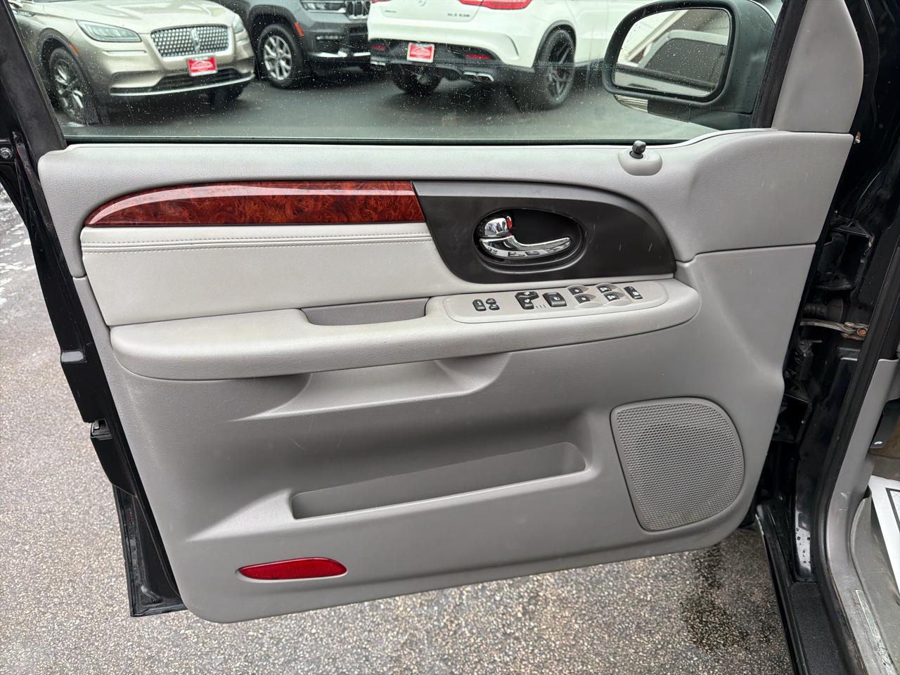 GMC Envoy 4WD 4dr SLT 2007