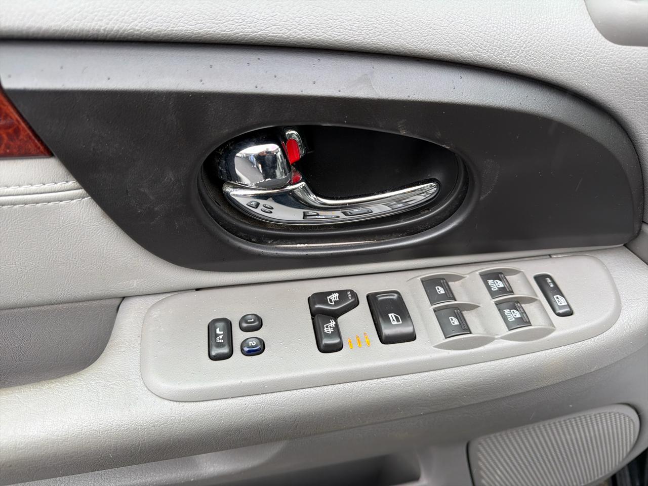 GMC Envoy 4WD 4dr SLT 2007