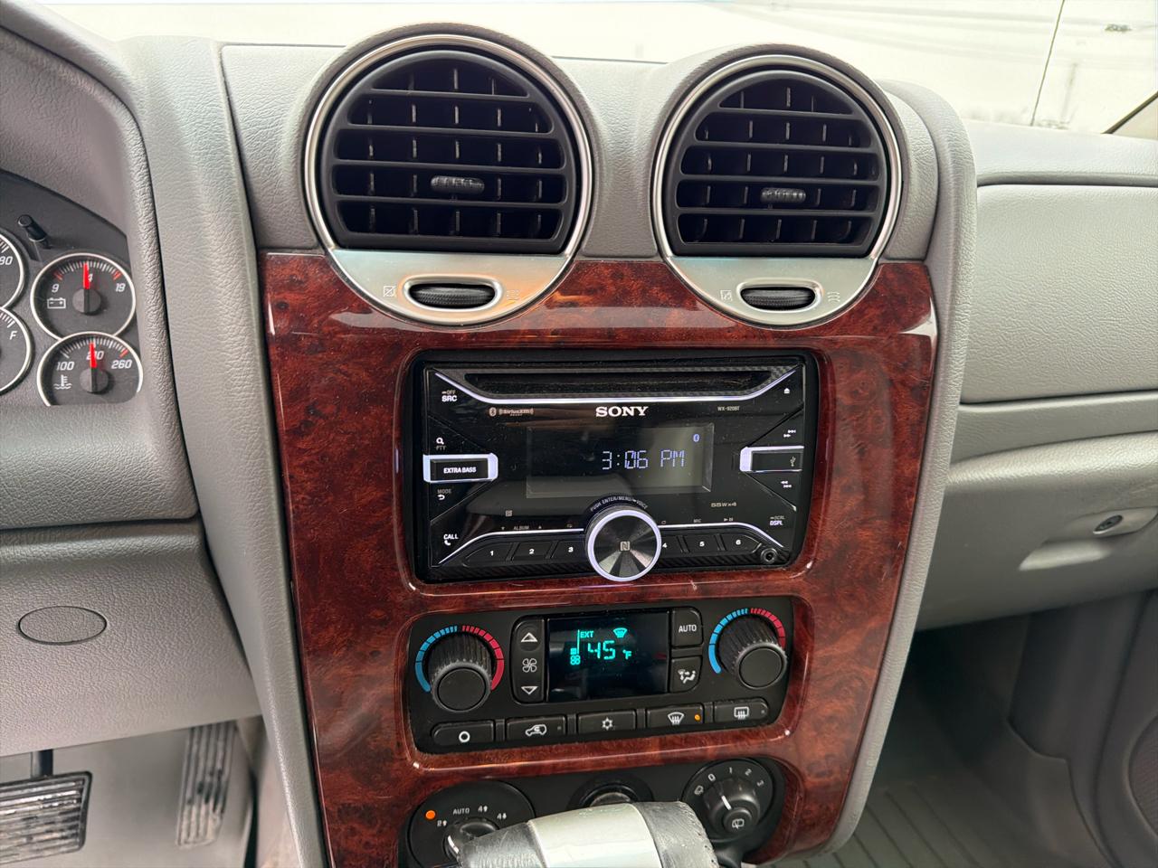 GMC Envoy 4WD 4dr SLT 2007