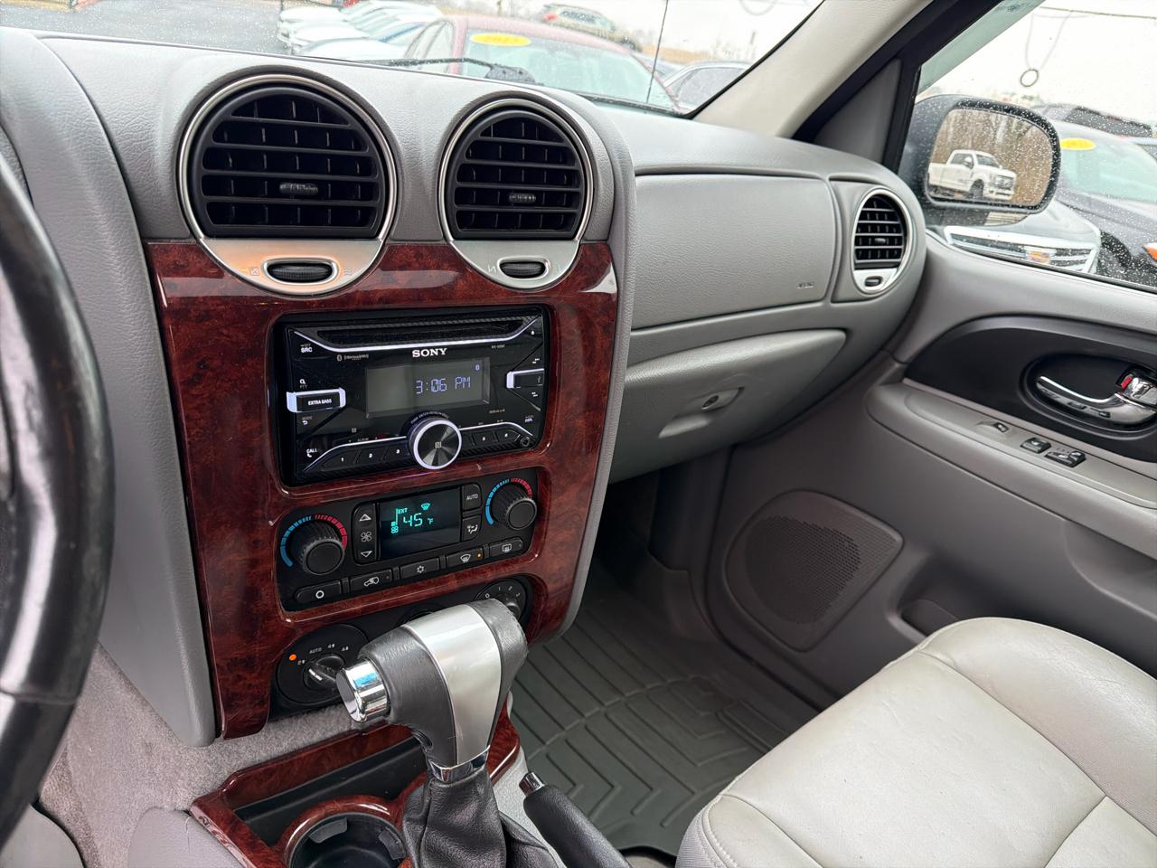 GMC Envoy 4WD 4dr SLT 2007