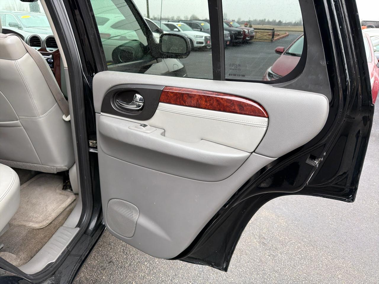 GMC Envoy 4WD 4dr SLT 2007