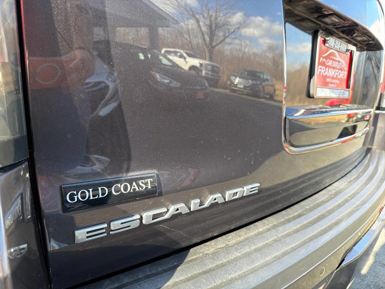 Cadillac Escalade ESV 4WD 4dr Luxury Collection 2016