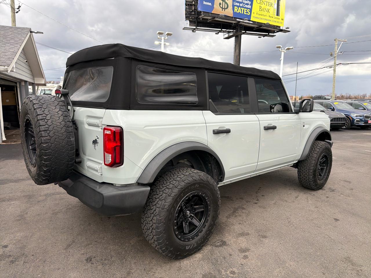 Ford Bronco Black Diamond 4 Door 4x4 2021