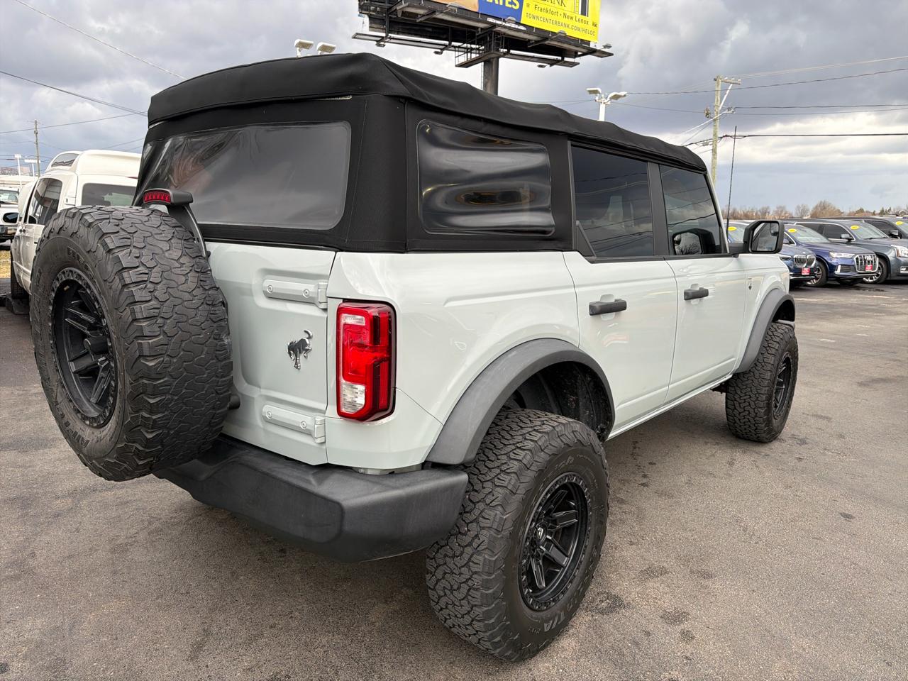 Ford Bronco Black Diamond 4 Door 4x4 2021