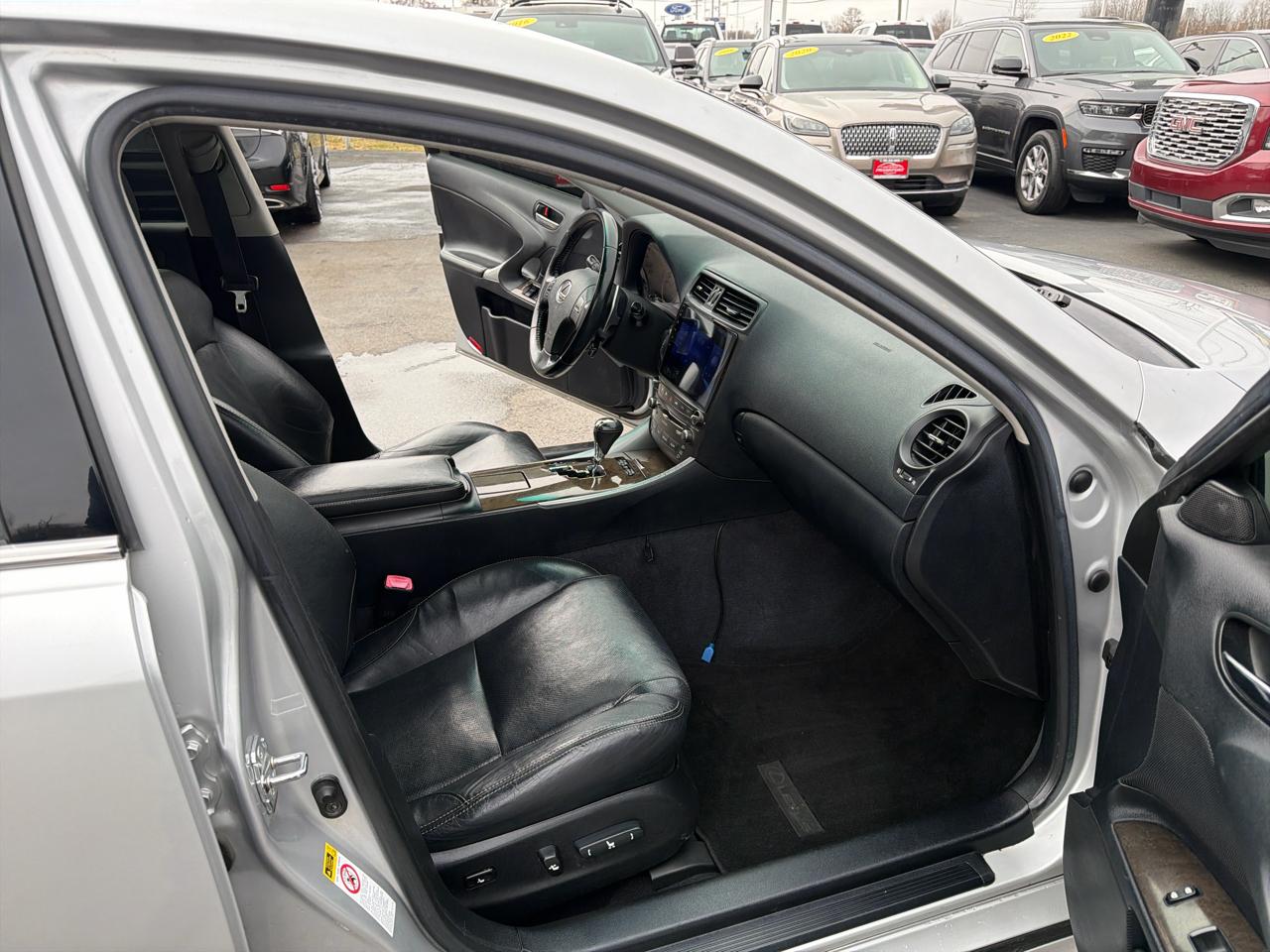 Lexus IS 250 4dr Sport Sdn Auto AWD 2009