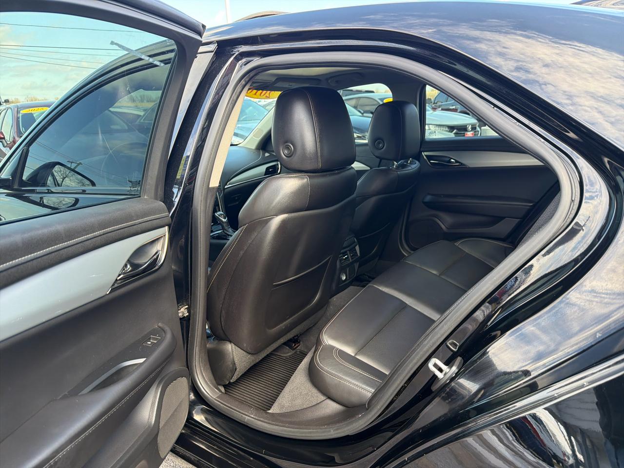 Cadillac ATS Sedan 4dr Sdn 2.0L Luxury Collection AWD 2016