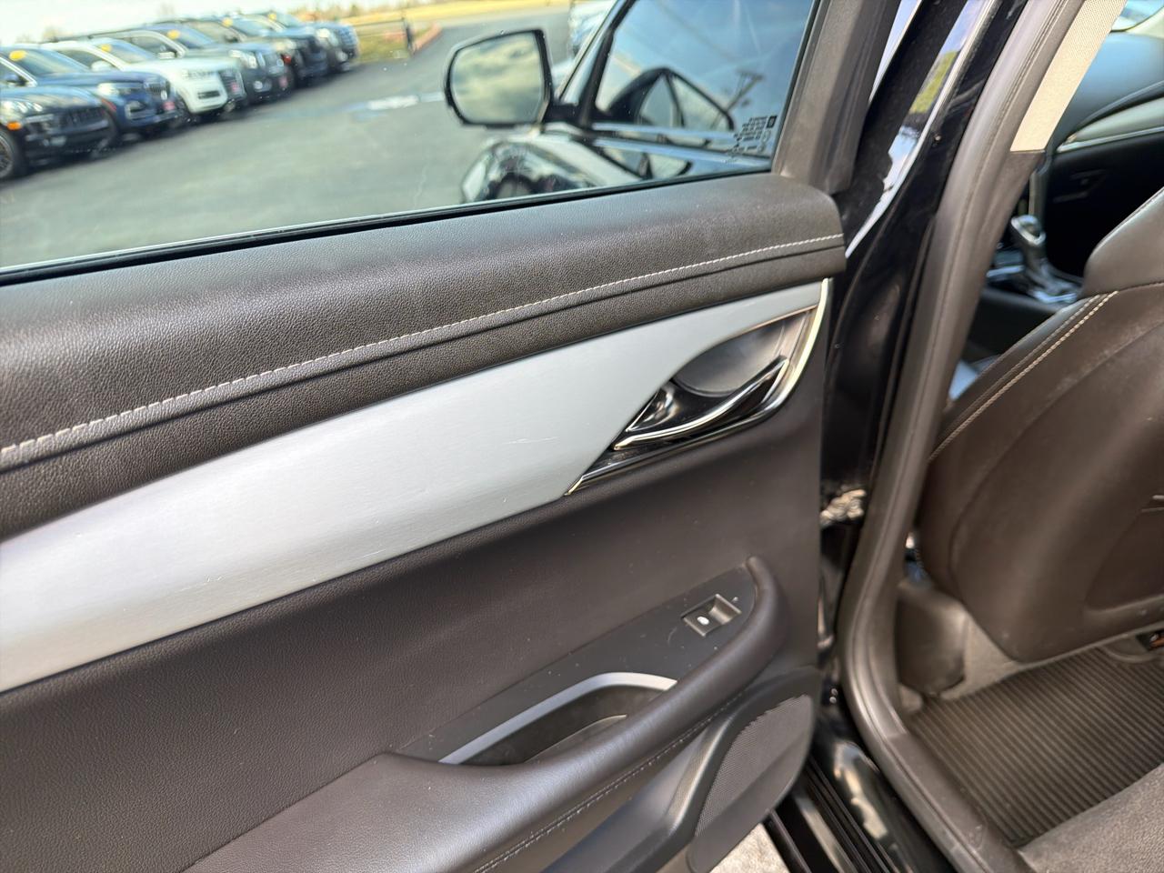 Cadillac ATS Sedan 4dr Sdn 2.0L Luxury Collection AWD 2016