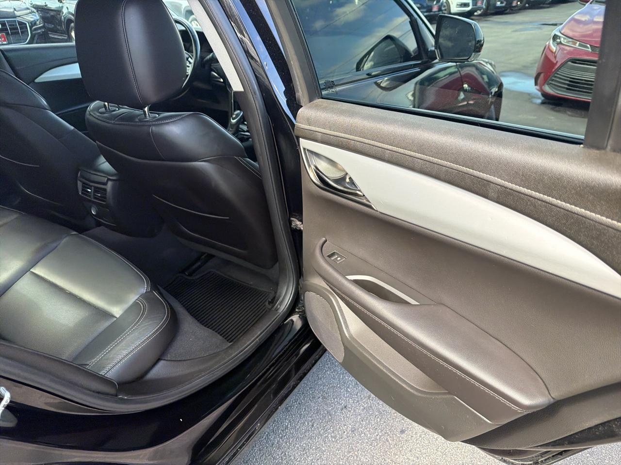 Cadillac ATS Sedan 4dr Sdn 2.0L Luxury Collection AWD 2016