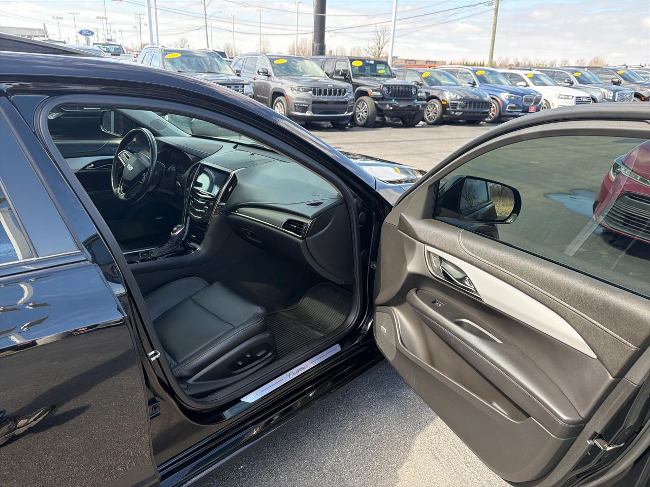 Cadillac ATS Sedan 4dr Sdn 2.0L Luxury Collection AWD 2016