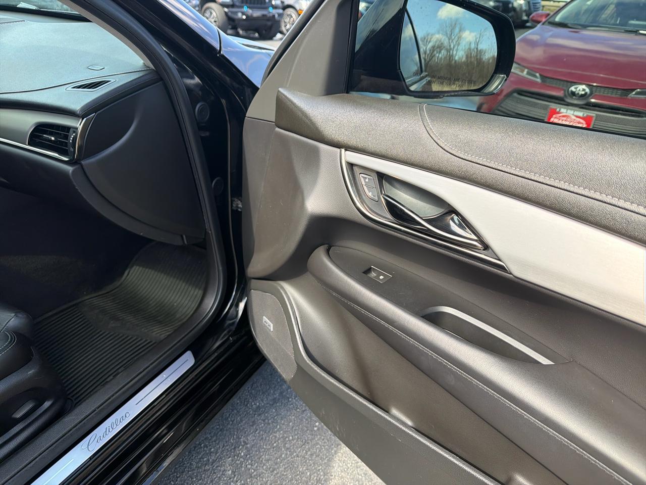 Cadillac ATS Sedan 4dr Sdn 2.0L Luxury Collection AWD 2016