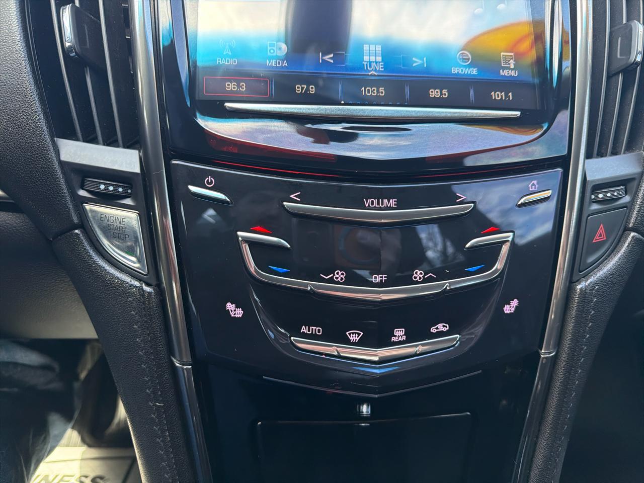 Cadillac ATS Sedan 4dr Sdn 2.0L Luxury Collection AWD 2016