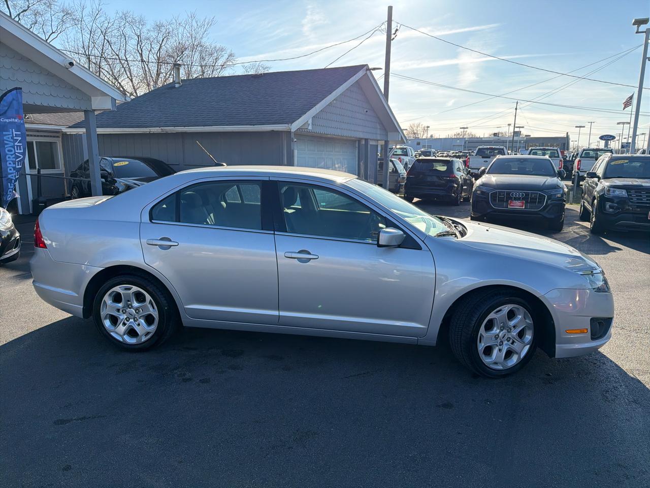 Ford Fusion 4dr Sdn SE FWD 2010