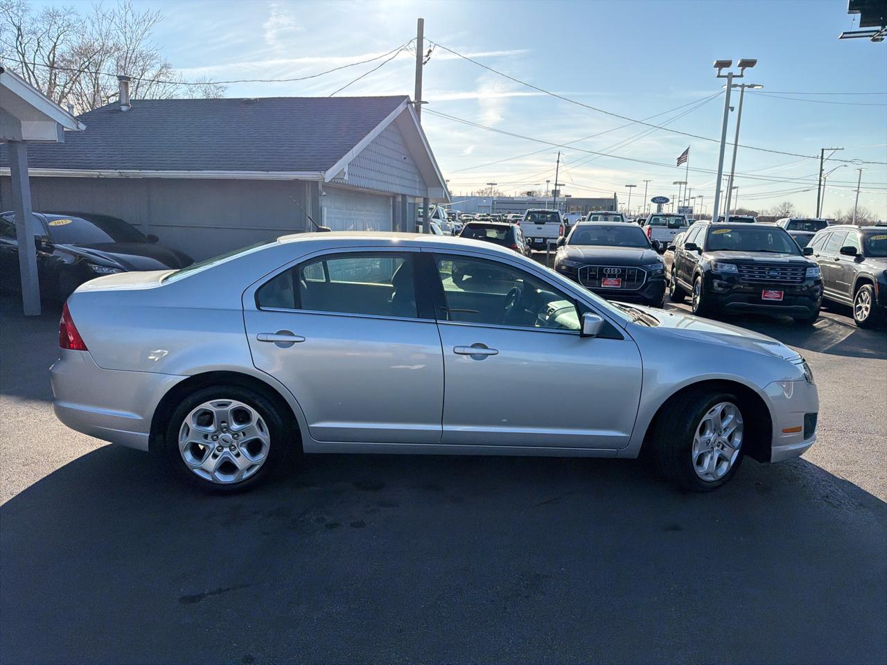 Ford Fusion 4dr Sdn SE FWD 2010