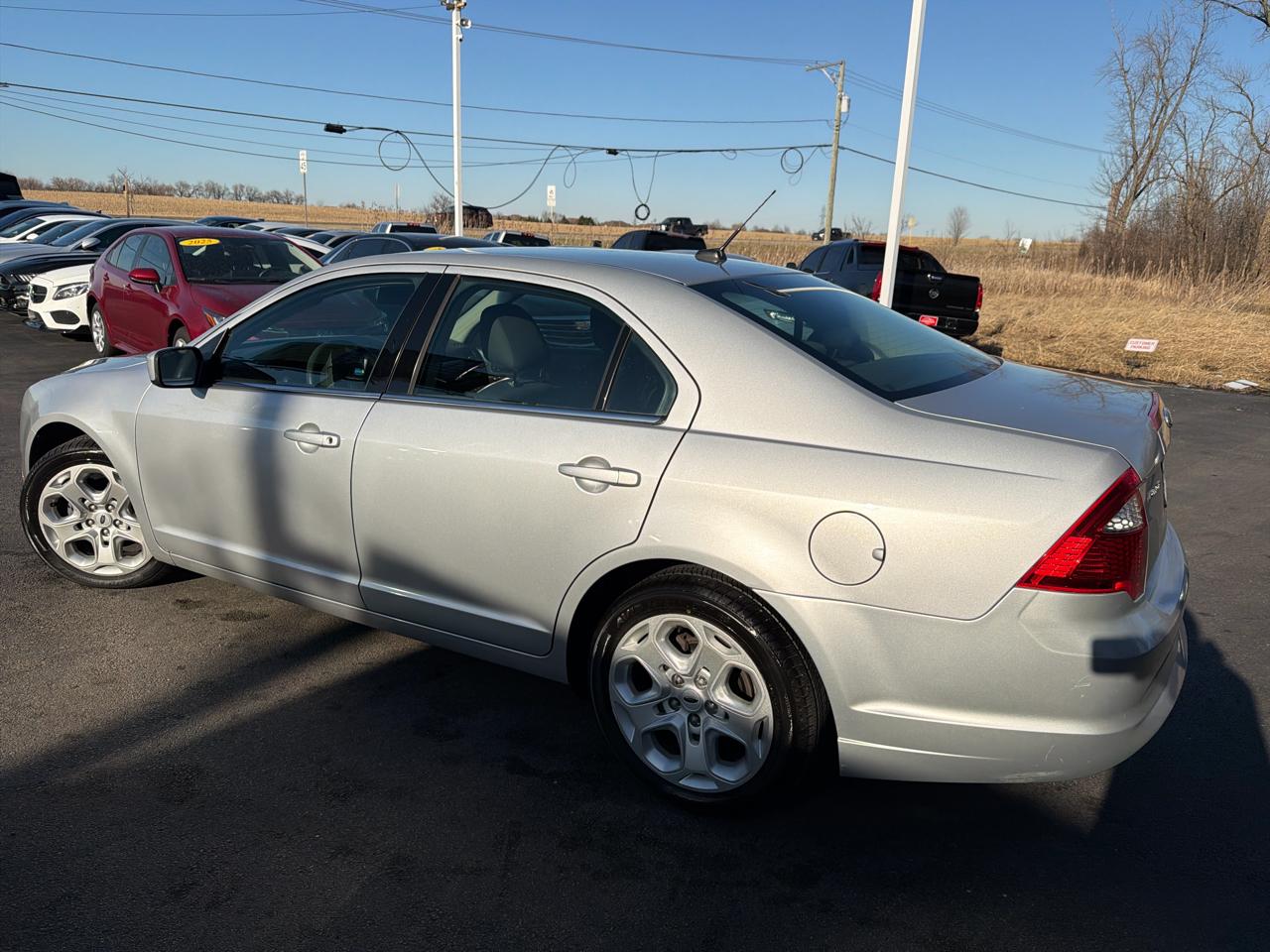 Ford Fusion 4dr Sdn SE FWD 2010