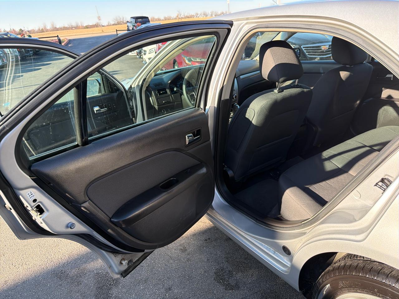 Ford Fusion 4dr Sdn SE FWD 2010