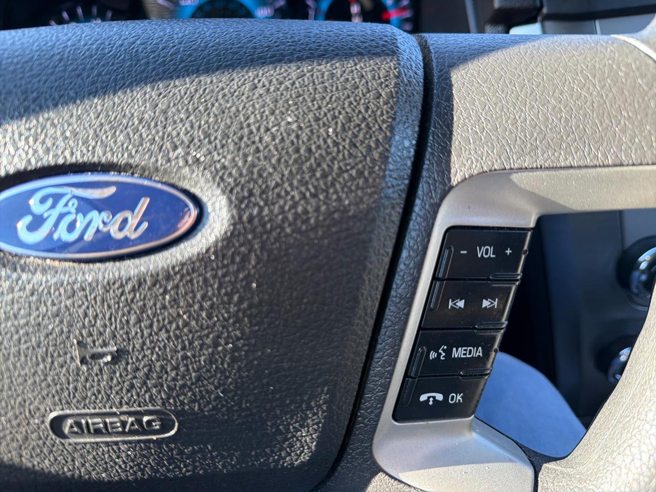 Ford Fusion 4dr Sdn SE FWD 2010