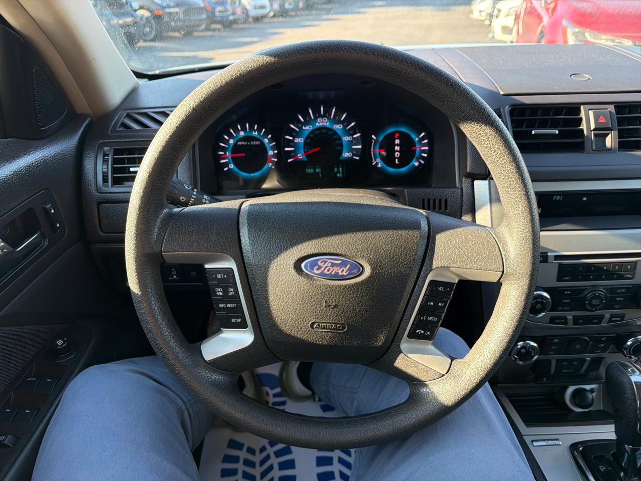 Ford Fusion 4dr Sdn SE FWD 2010