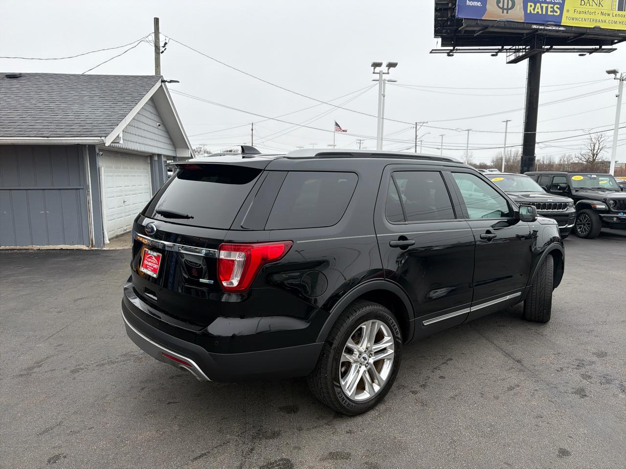 Ford Explorer 4WD 4dr XLT 2016