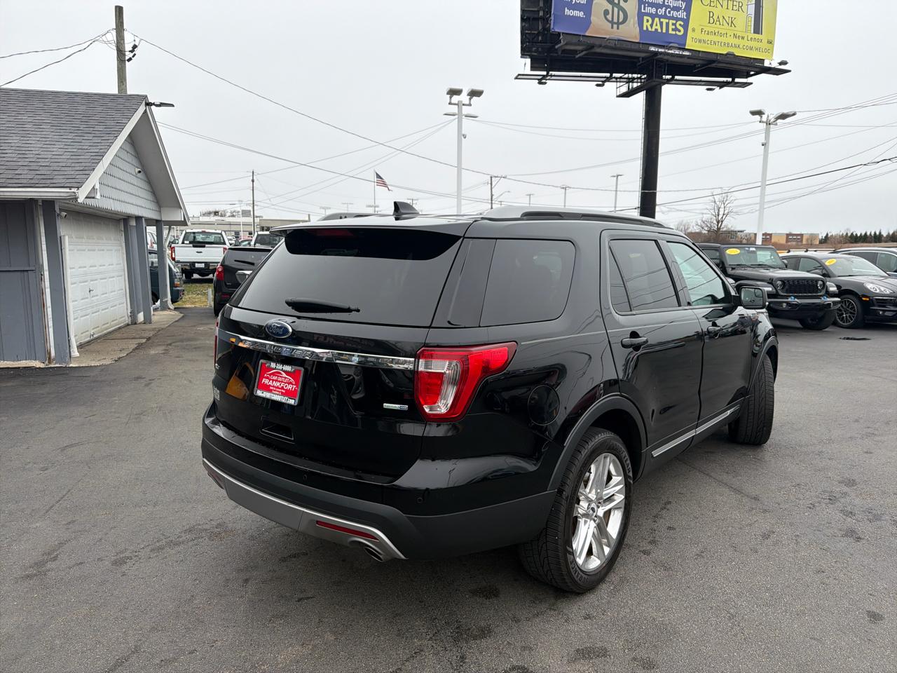 Ford Explorer 4WD 4dr XLT 2016