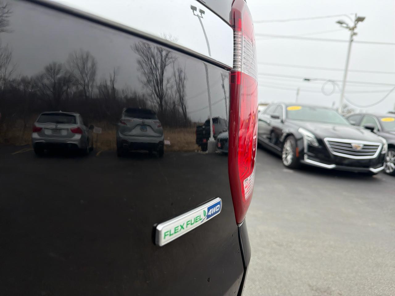 Ford Explorer 4WD 4dr XLT 2016