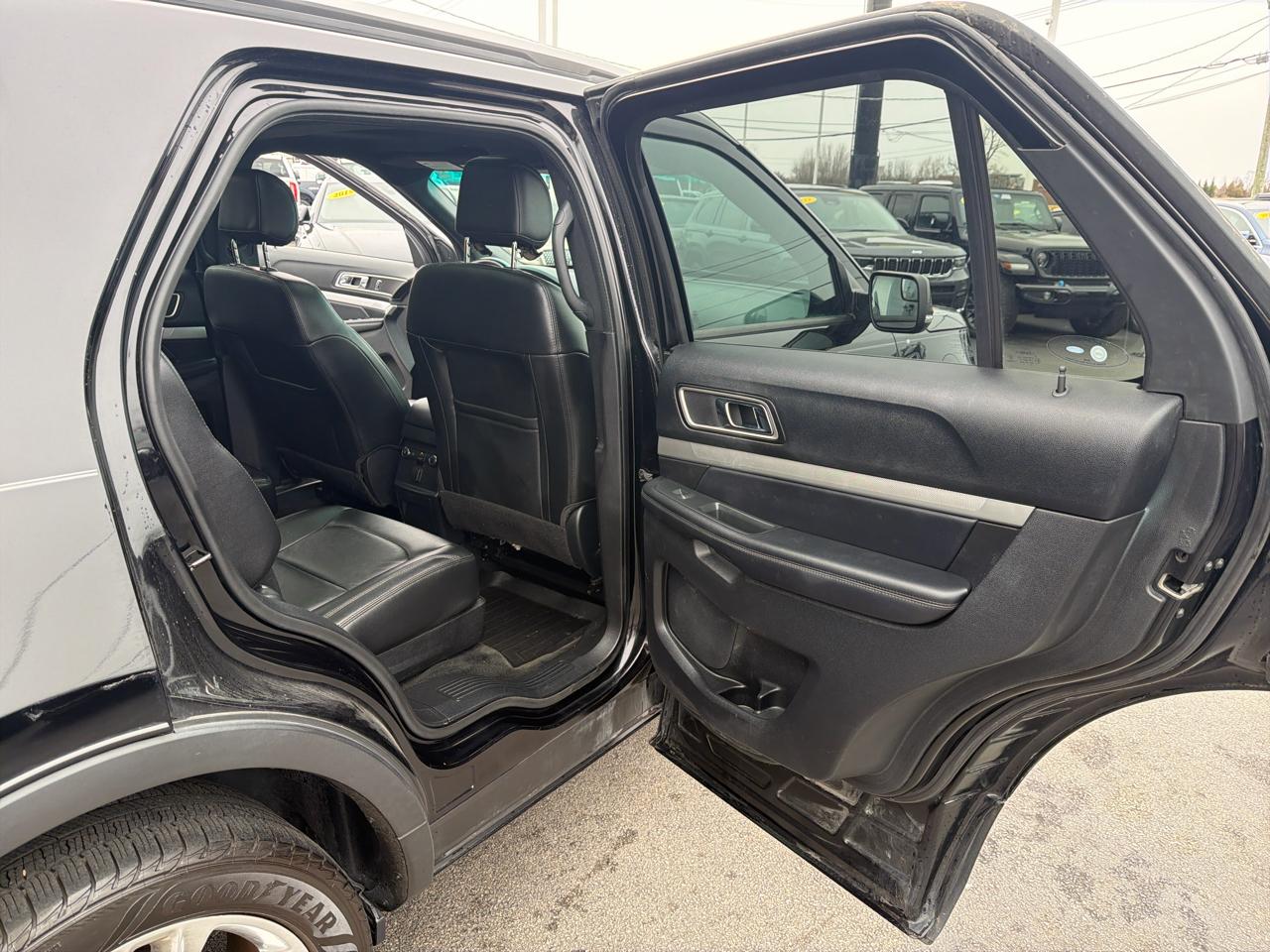 Ford Explorer 4WD 4dr XLT 2016