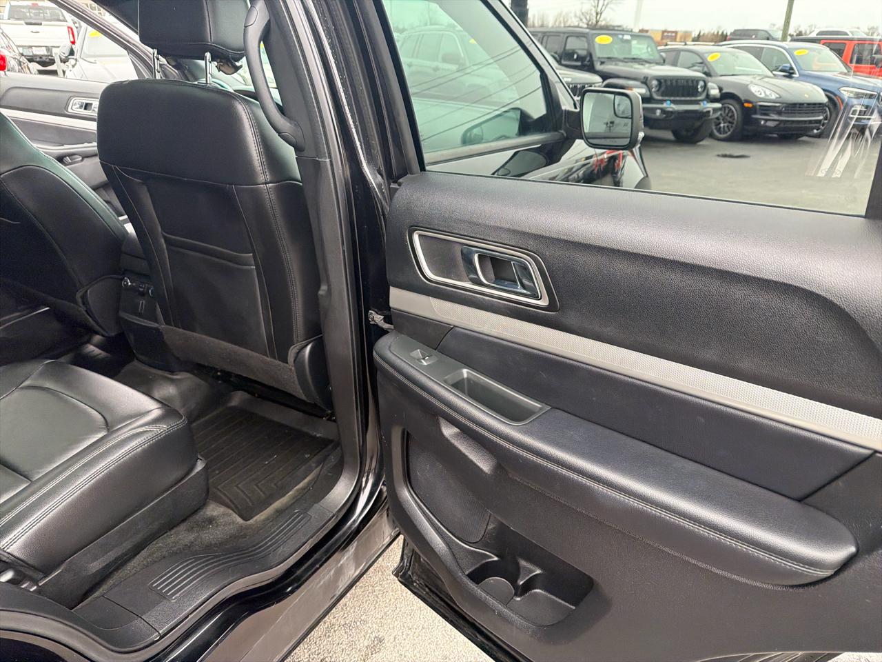 Ford Explorer 4WD 4dr XLT 2016