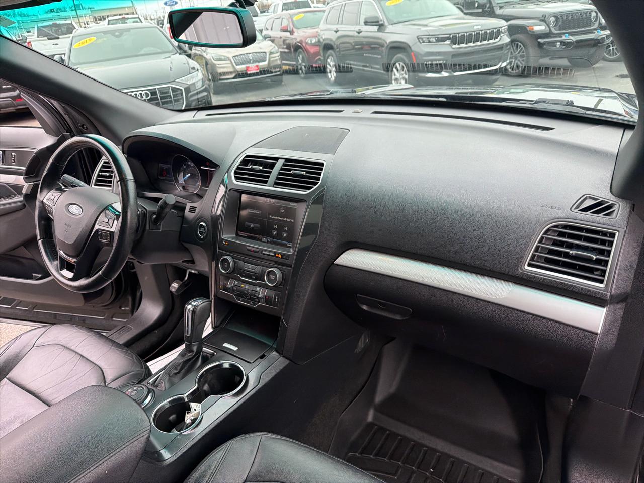 Ford Explorer 4WD 4dr XLT 2016