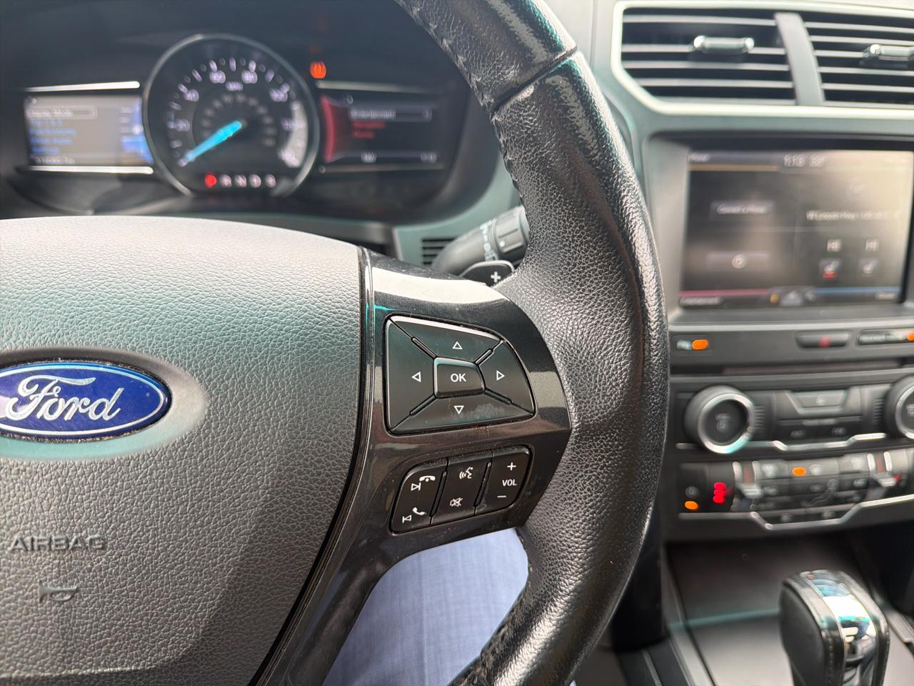 Ford Explorer 4WD 4dr XLT 2016