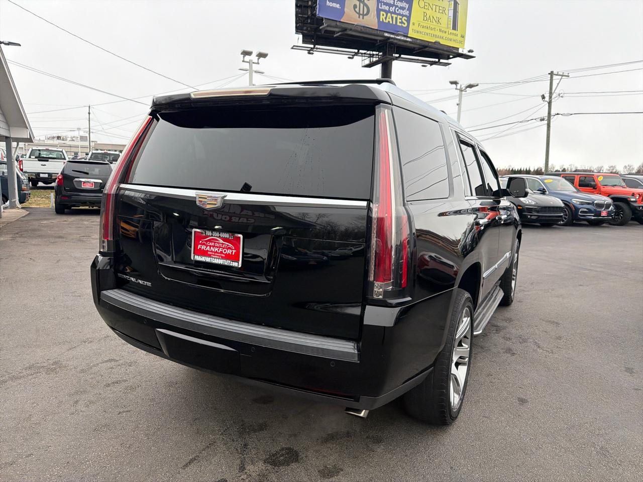 Cadillac Escalade 4WD 4dr Luxury 2015