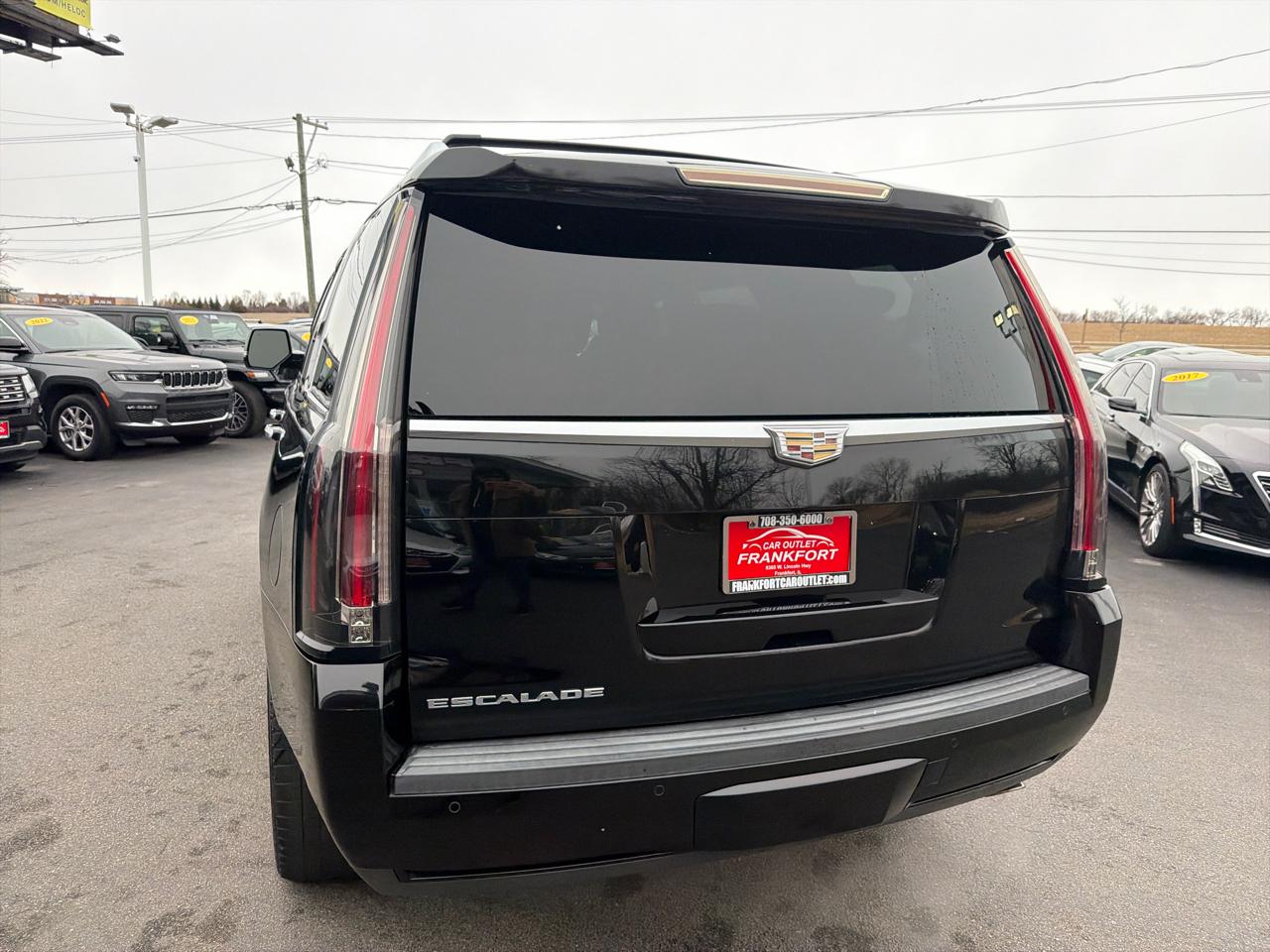 Cadillac Escalade 4WD 4dr Luxury 2015