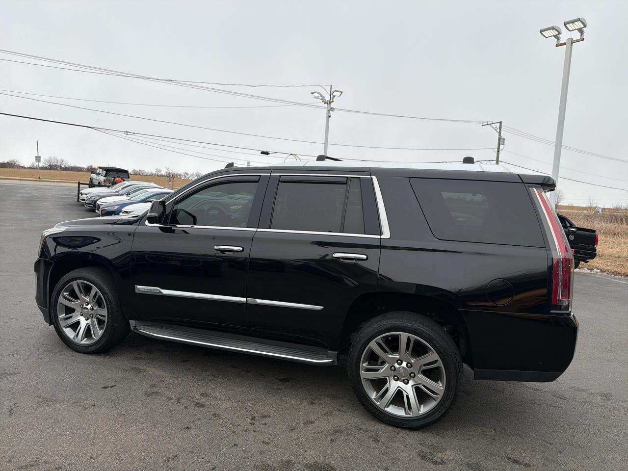 Cadillac Escalade 4WD 4dr Luxury 2015