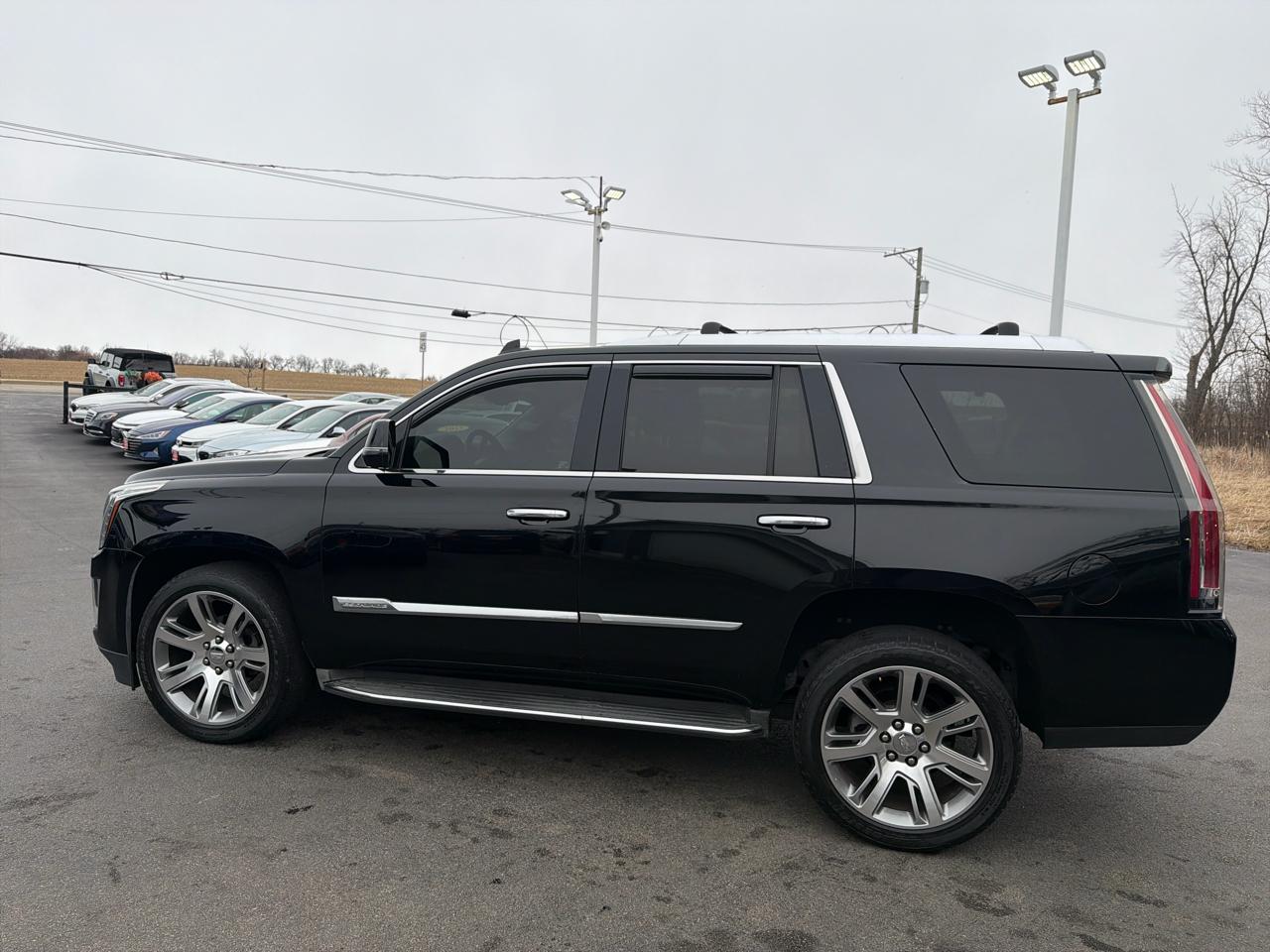 Cadillac Escalade 4WD 4dr Luxury 2015