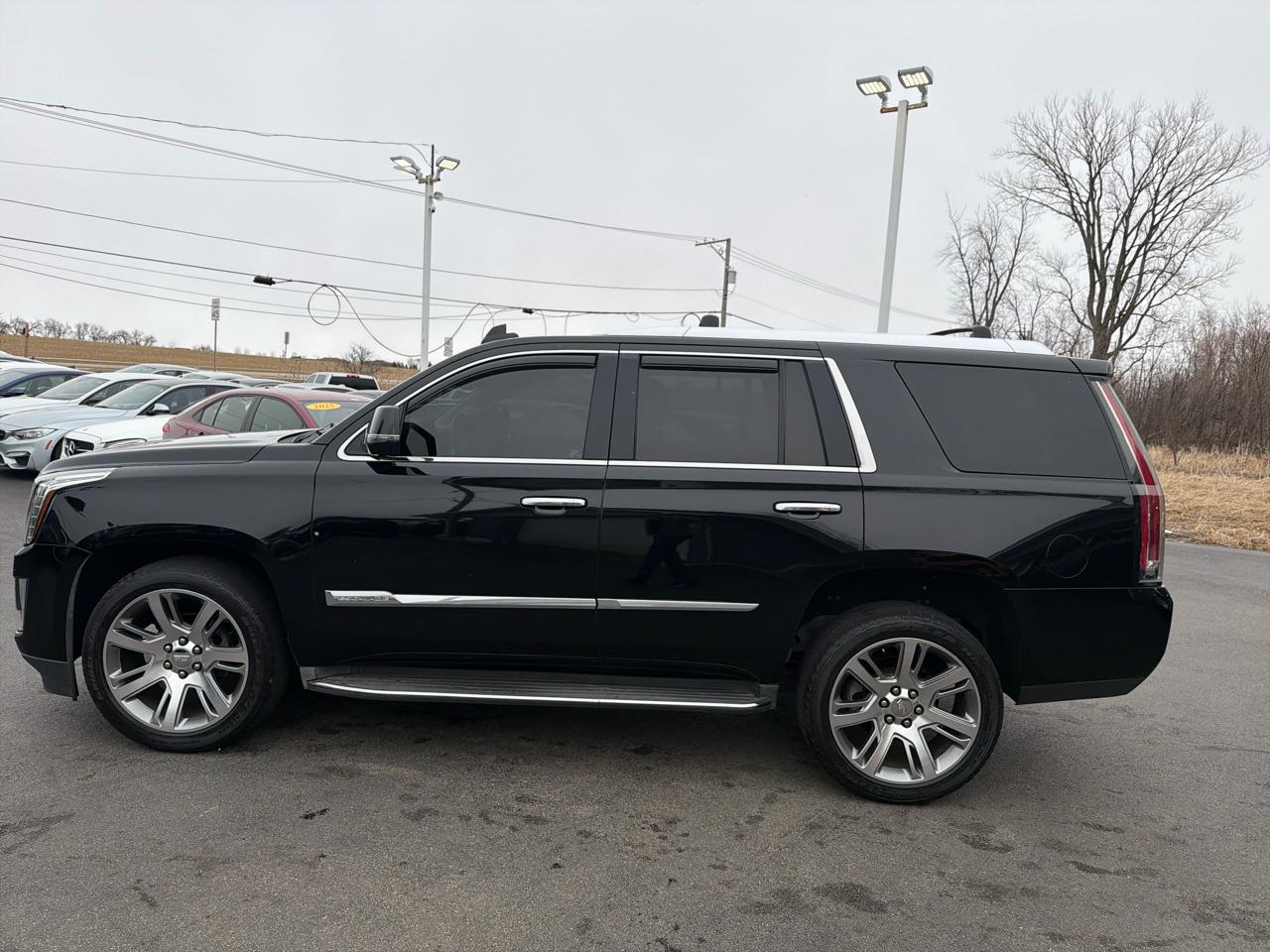 Cadillac Escalade 4WD 4dr Luxury 2015