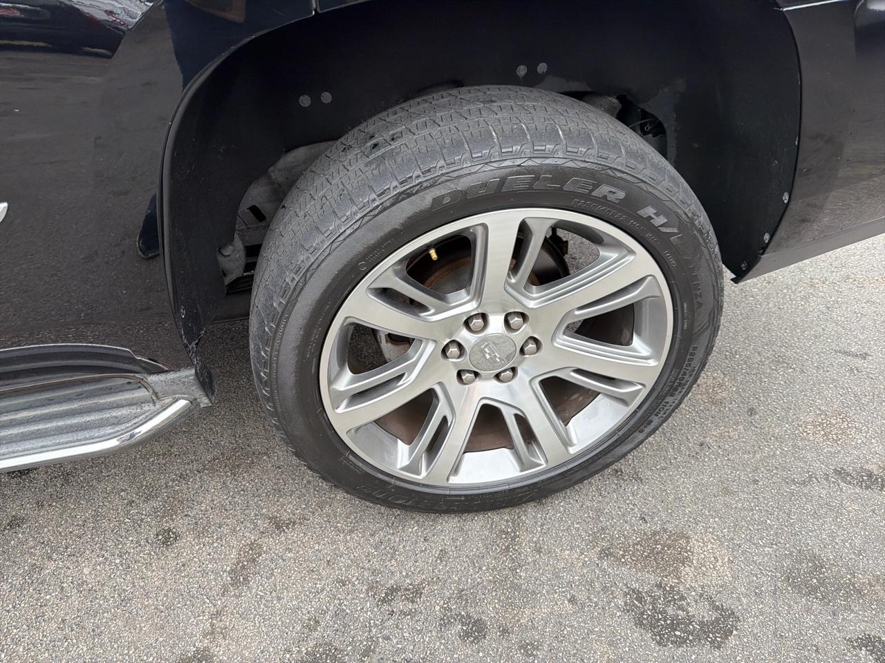 Cadillac Escalade 4WD 4dr Luxury 2015