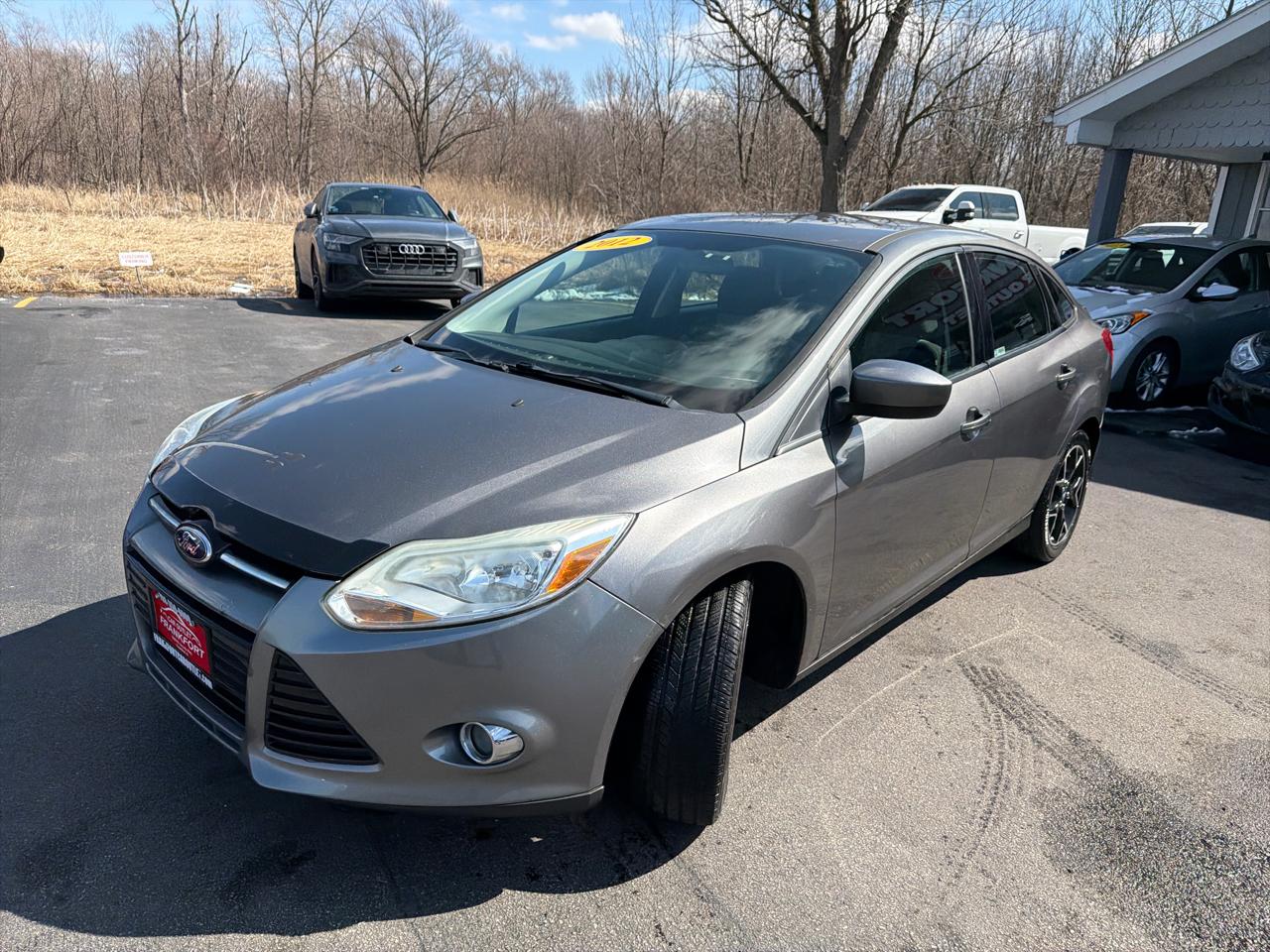 Ford Focus 4dr Sdn SE 2012