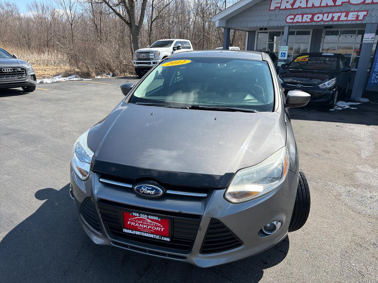 Ford Focus 4dr Sdn SE 2012