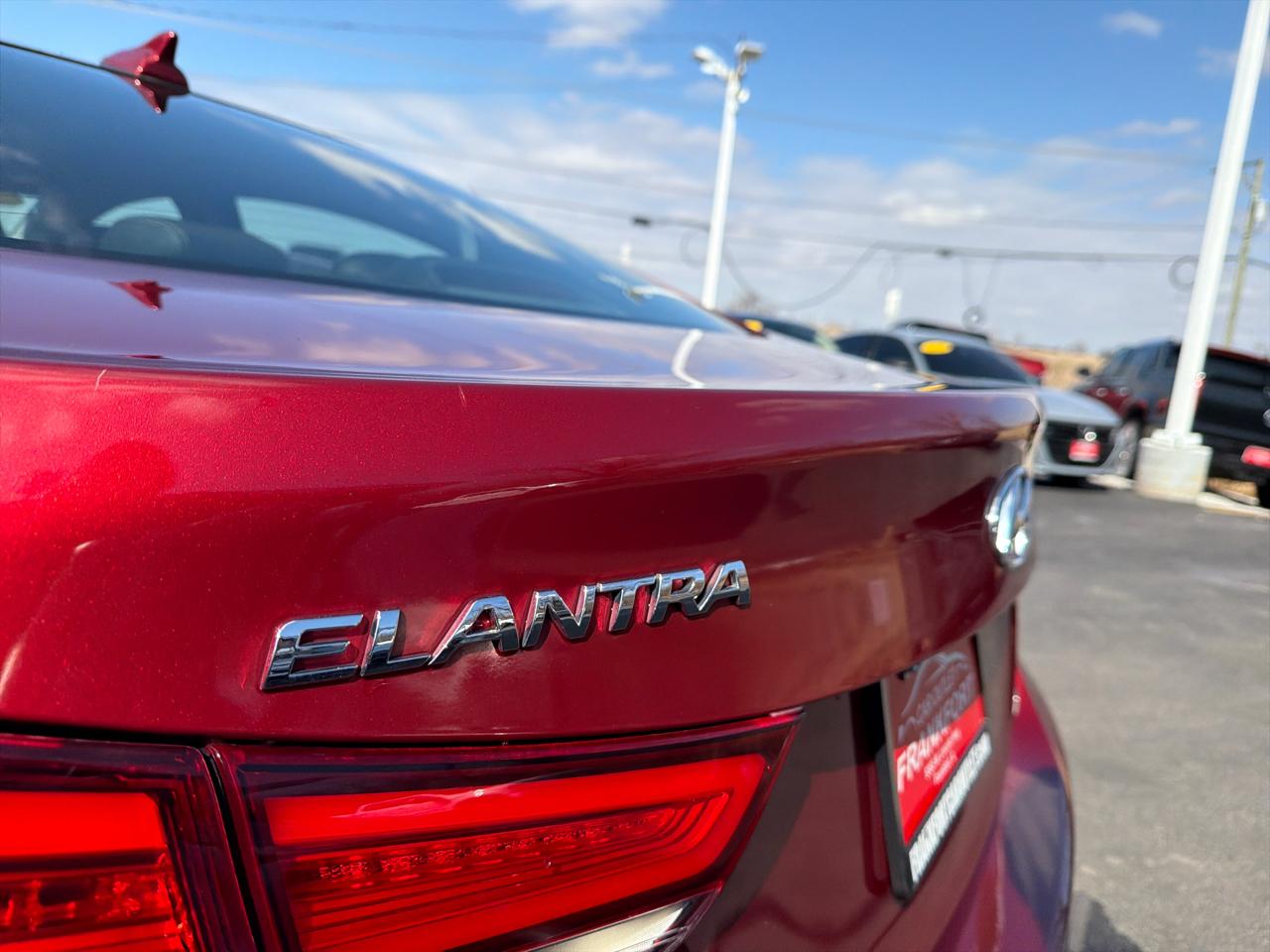 Hyundai Elantra 4dr Sdn Auto Limited (Alabama Plant) 2015