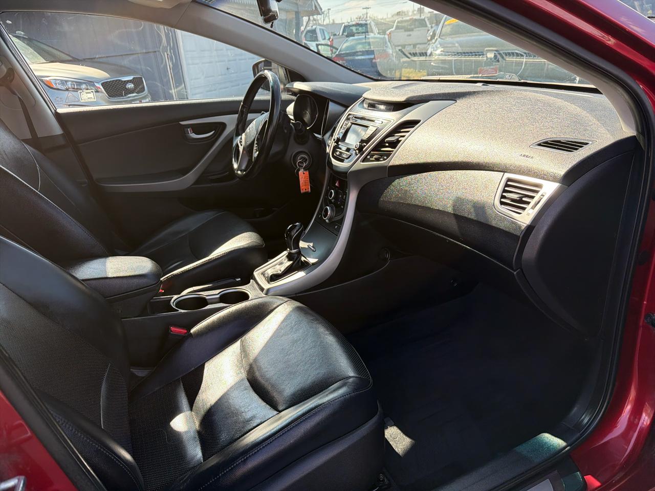 Hyundai Elantra 4dr Sdn Auto Limited (Alabama Plant) 2015