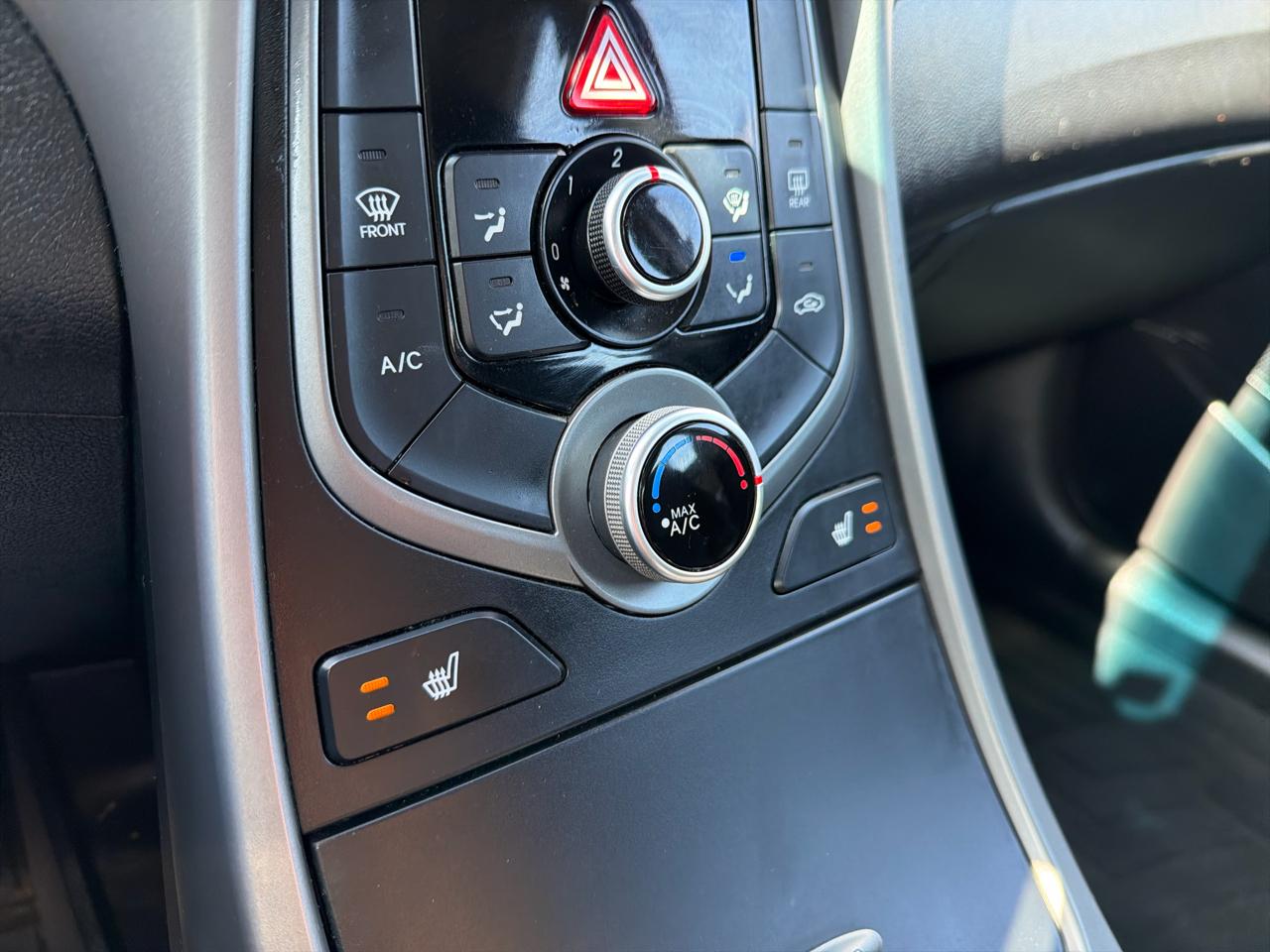 Hyundai Elantra 4dr Sdn Auto Limited (Alabama Plant) 2015