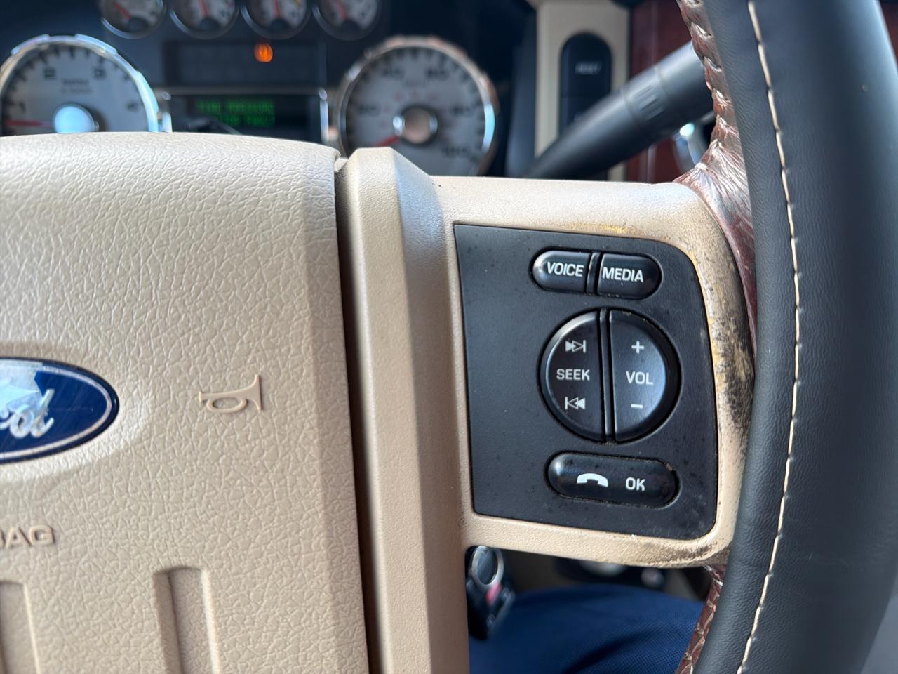 Ford Super Duty F-250 SRW 4WD Crew Cab 156" King Ranch 2009