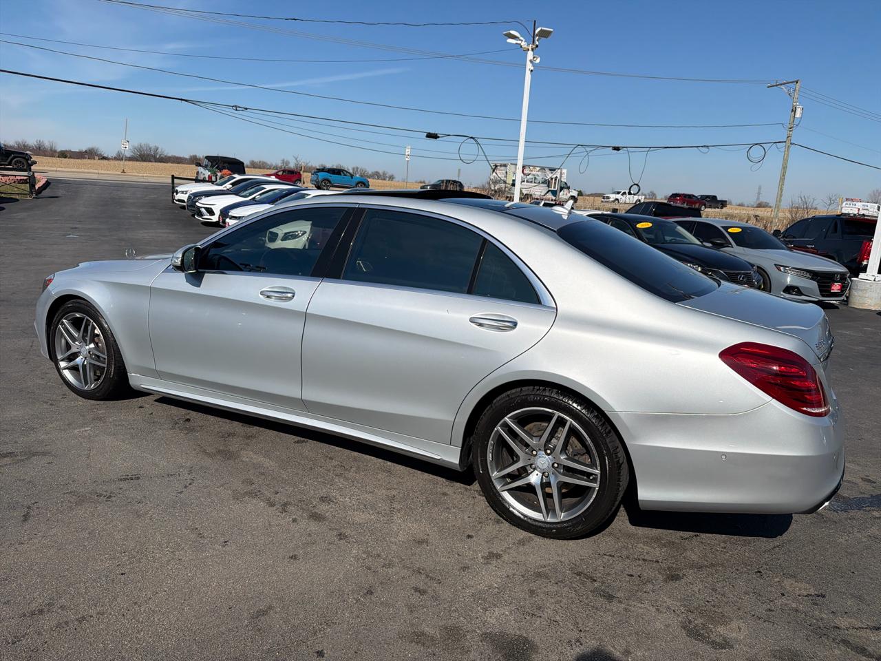 Mercedes-Benz S-Class 4dr Sdn S 550 4MATIC 2015